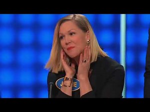 170924019 Jennie Garth Is Stunned By Teen Daughter On Family Feud